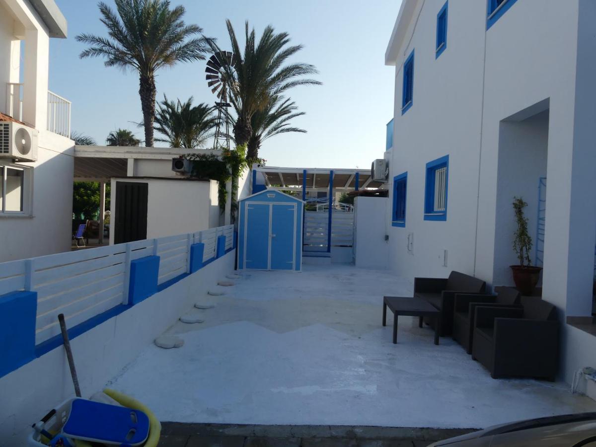 Greek Island Style 2 Bedroom Villa With Pool Next To The Sea Larnaca Bagian luar foto