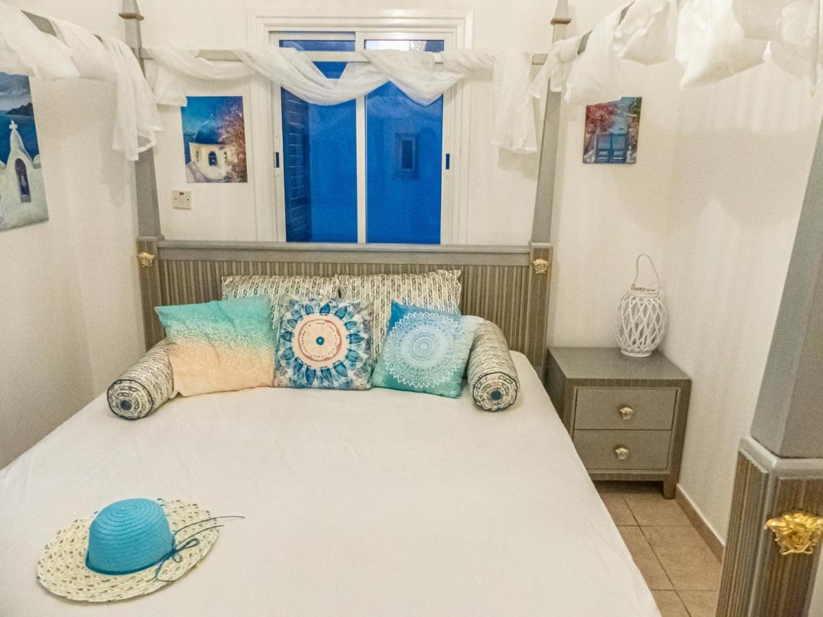 Greek Island Style 2 Bedroom Villa With Pool Next To The Sea Larnaca Bagian luar foto