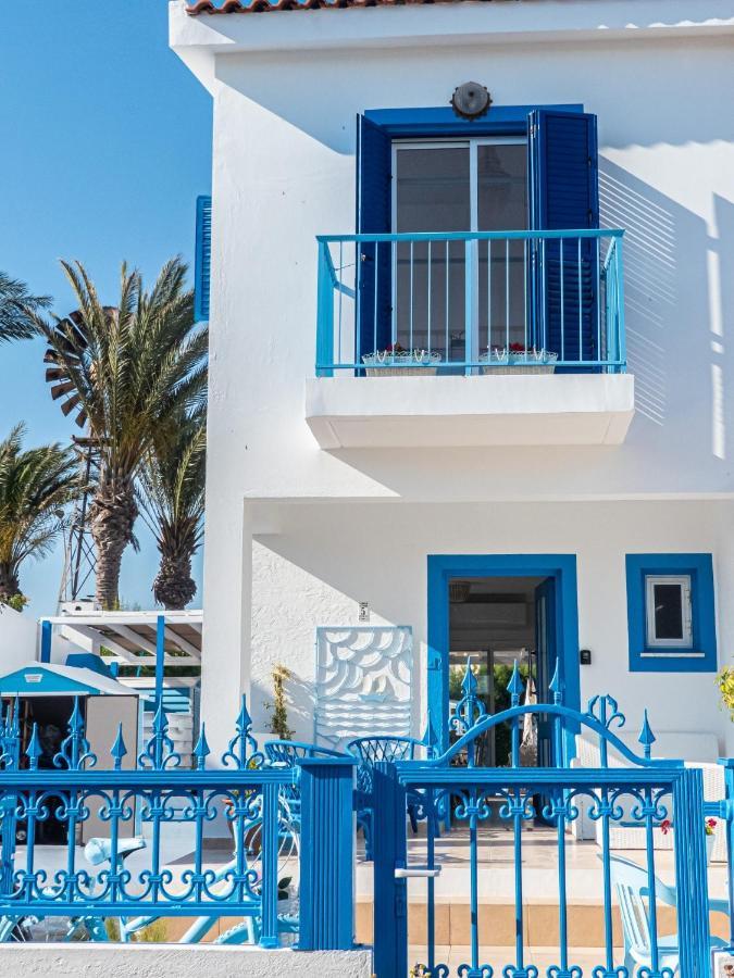 Greek Island Style 2 Bedroom Villa With Pool Next To The Sea Larnaca Bagian luar foto