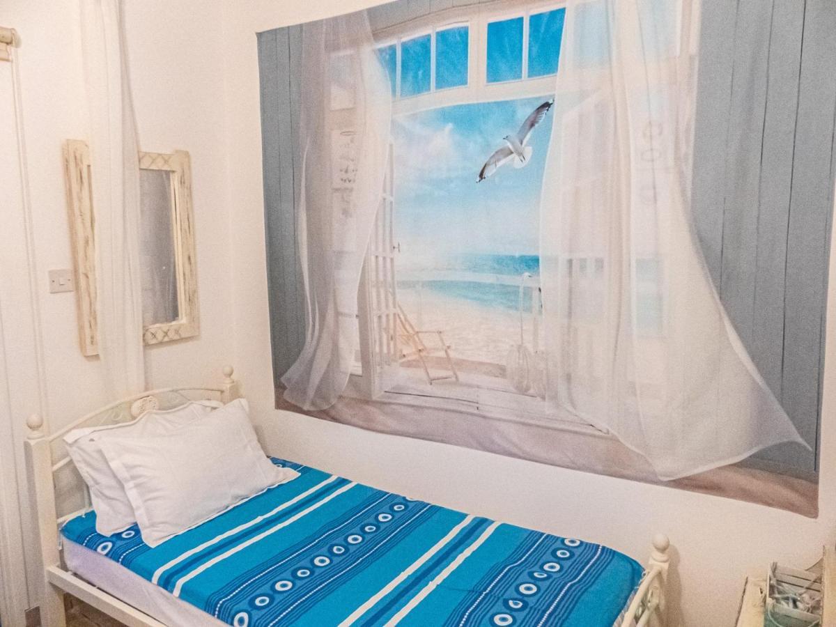 Greek Island Style 2 Bedroom Villa With Pool Next To The Sea Larnaca Bagian luar foto