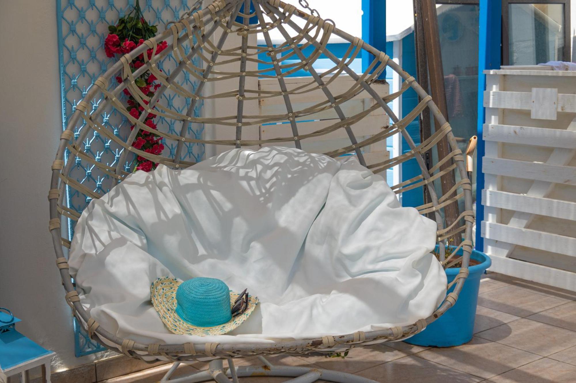 Greek Island Style 2 Bedroom Villa With Pool Next To The Sea Larnaca Bagian luar foto