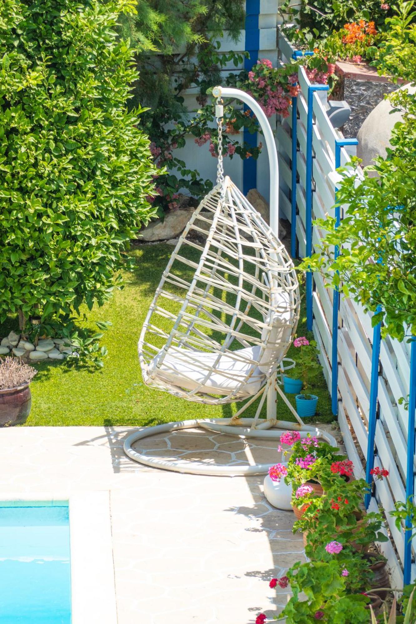 Greek Island Style 2 Bedroom Villa With Pool Next To The Sea Larnaca Bagian luar foto
